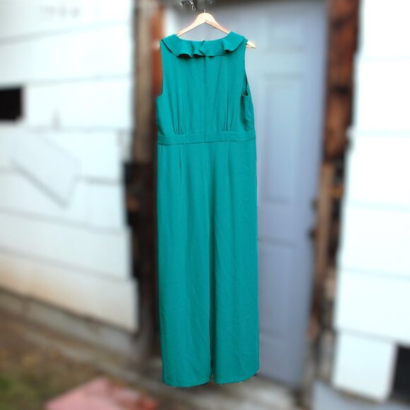 Boden Dolly Green Ruffle Sleeveless Wide Leg Pleated Jumpsuit 14R - Picture 2 of 3